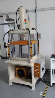 上海小型四柱油压机价格与选购指南